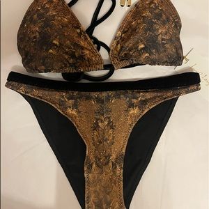 Love & laughter Bikini set